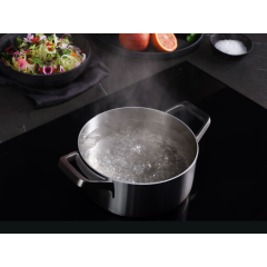 PLAQUE DE CUISSON INDUCTION SÉRIE 60 CM ZONE FLEXIBLE AEG IKE64450FB 